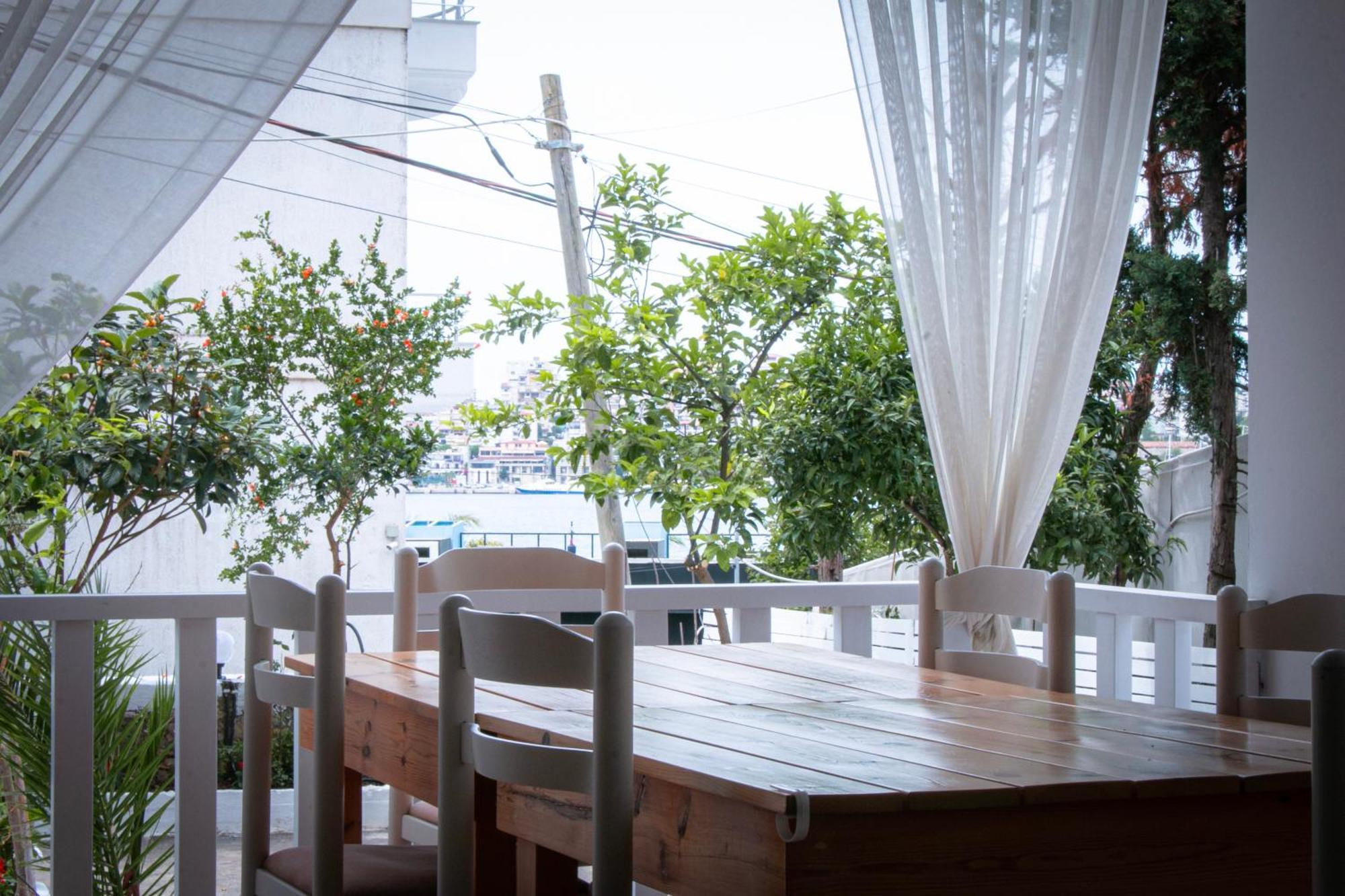 Hotel Fron Sarandë 외부 사진