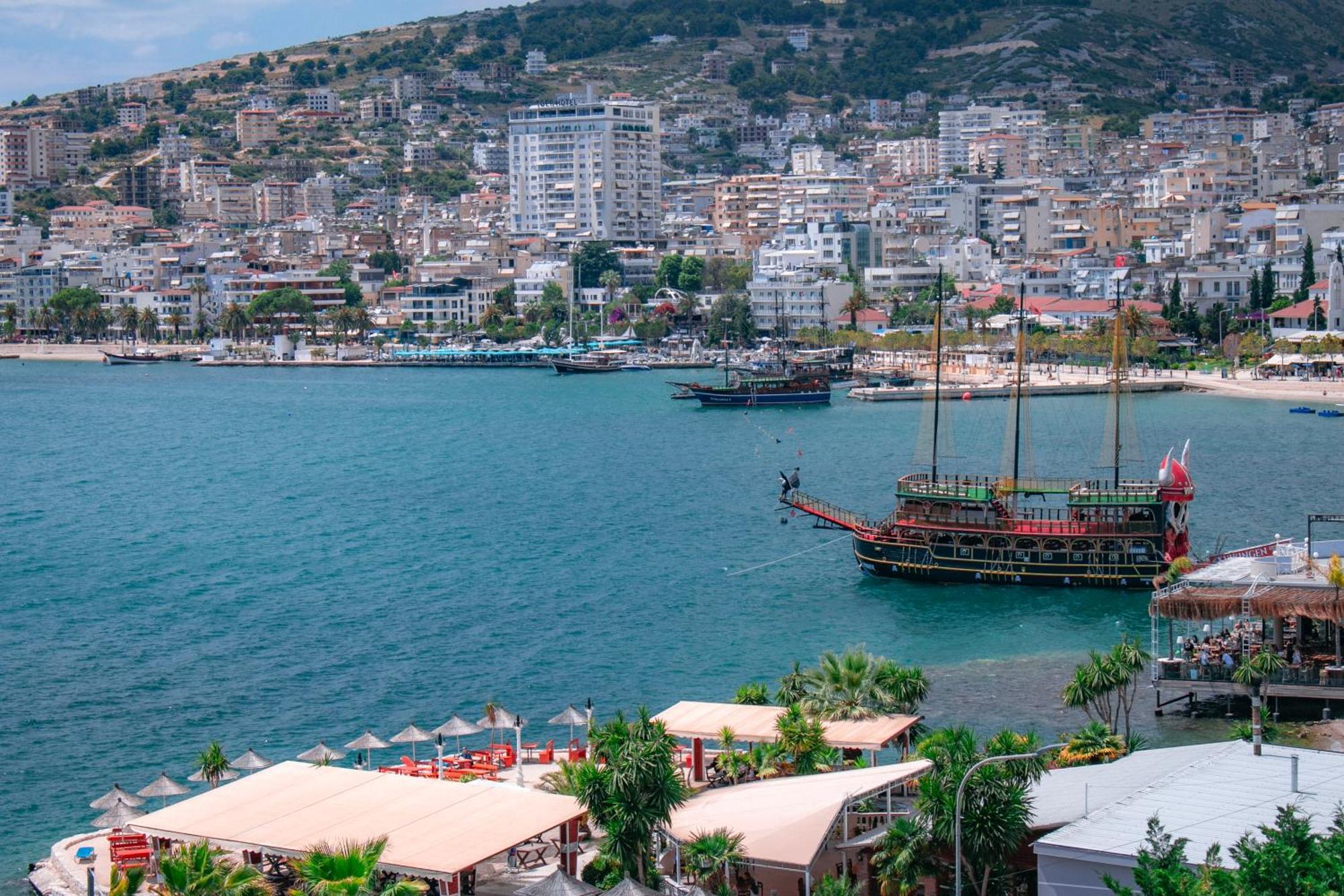 Hotel Fron Sarandë 외부 사진