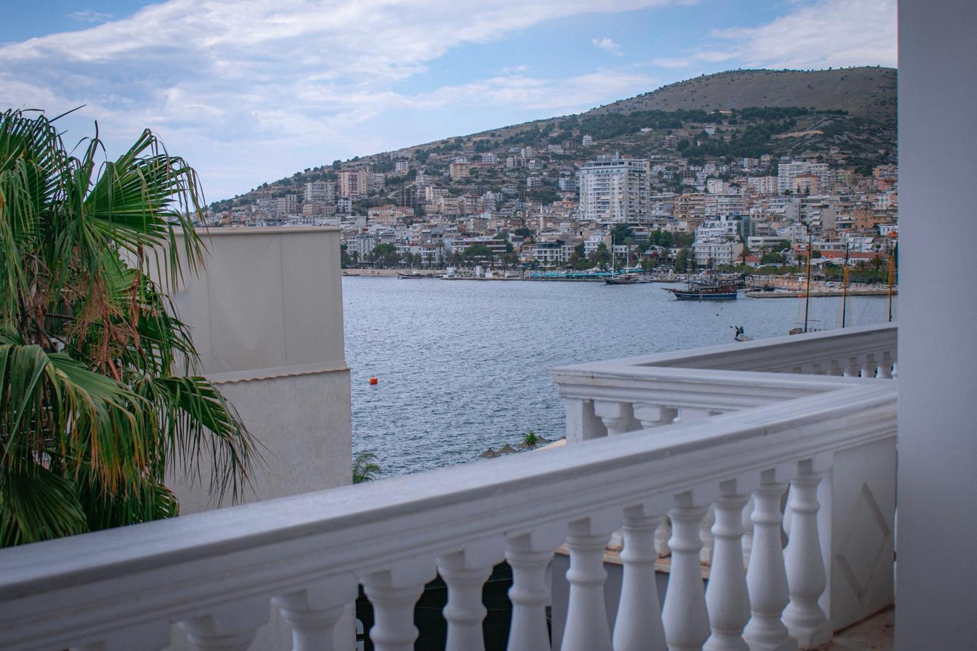 Hotel Fron Sarandë 외부 사진