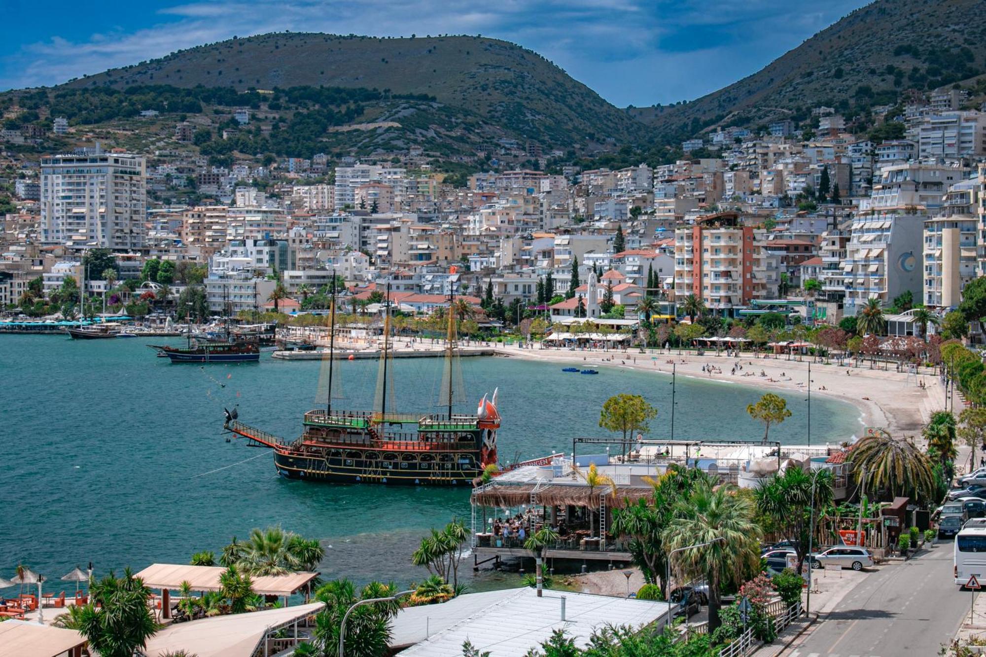 Hotel Fron Sarandë 외부 사진