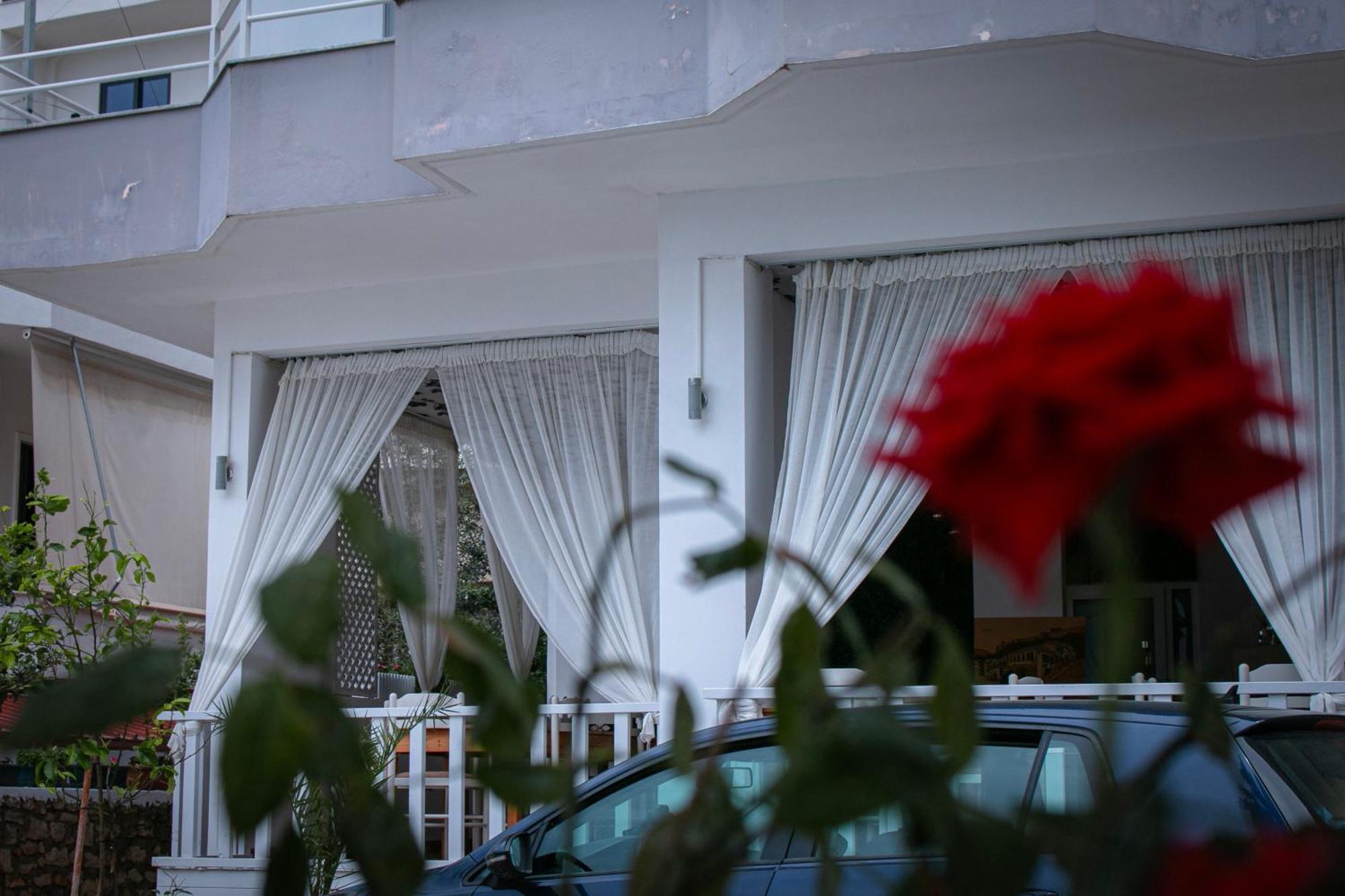 Hotel Fron Sarandë 외부 사진