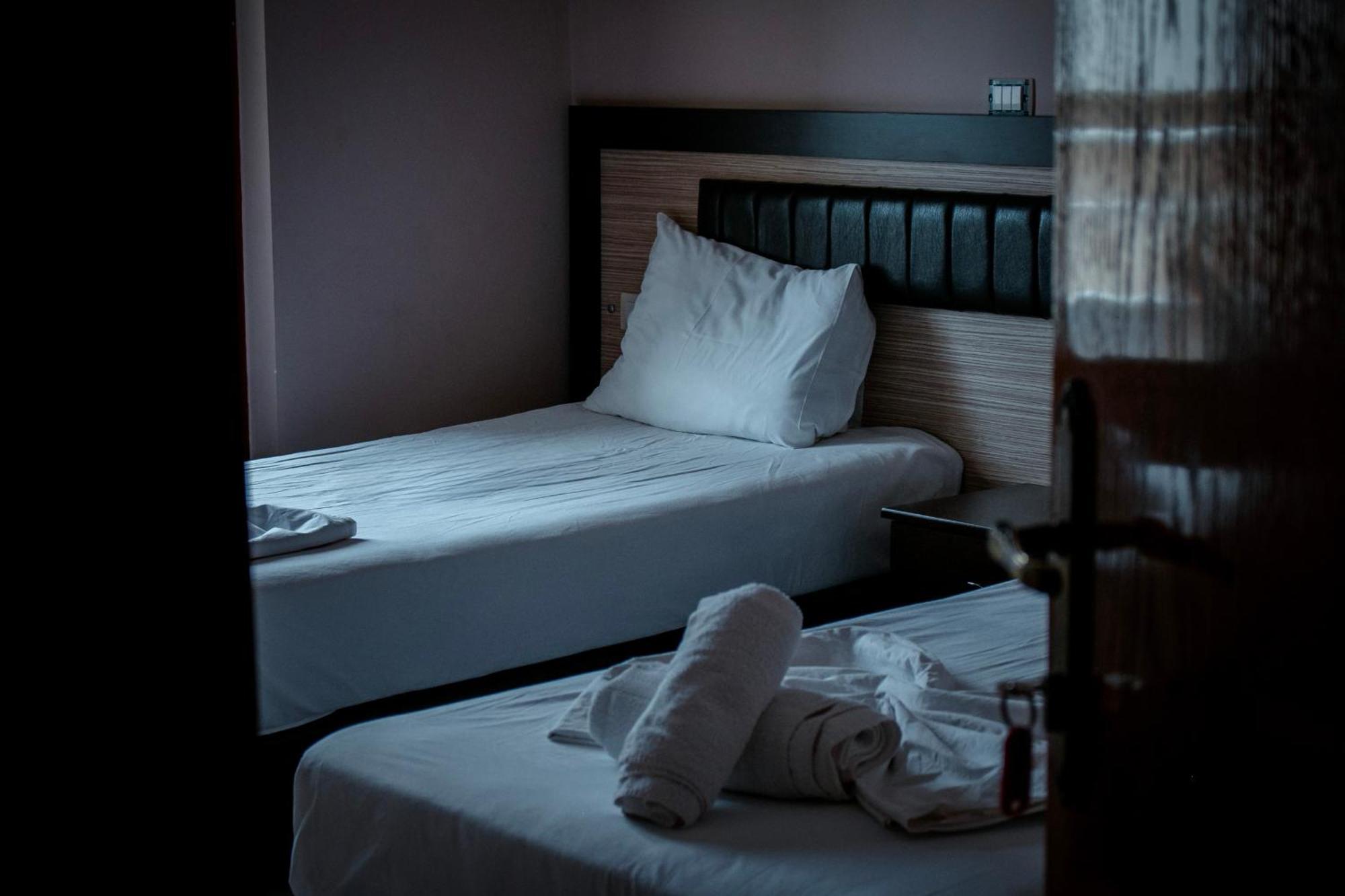 Hotel Fron Sarandë 외부 사진