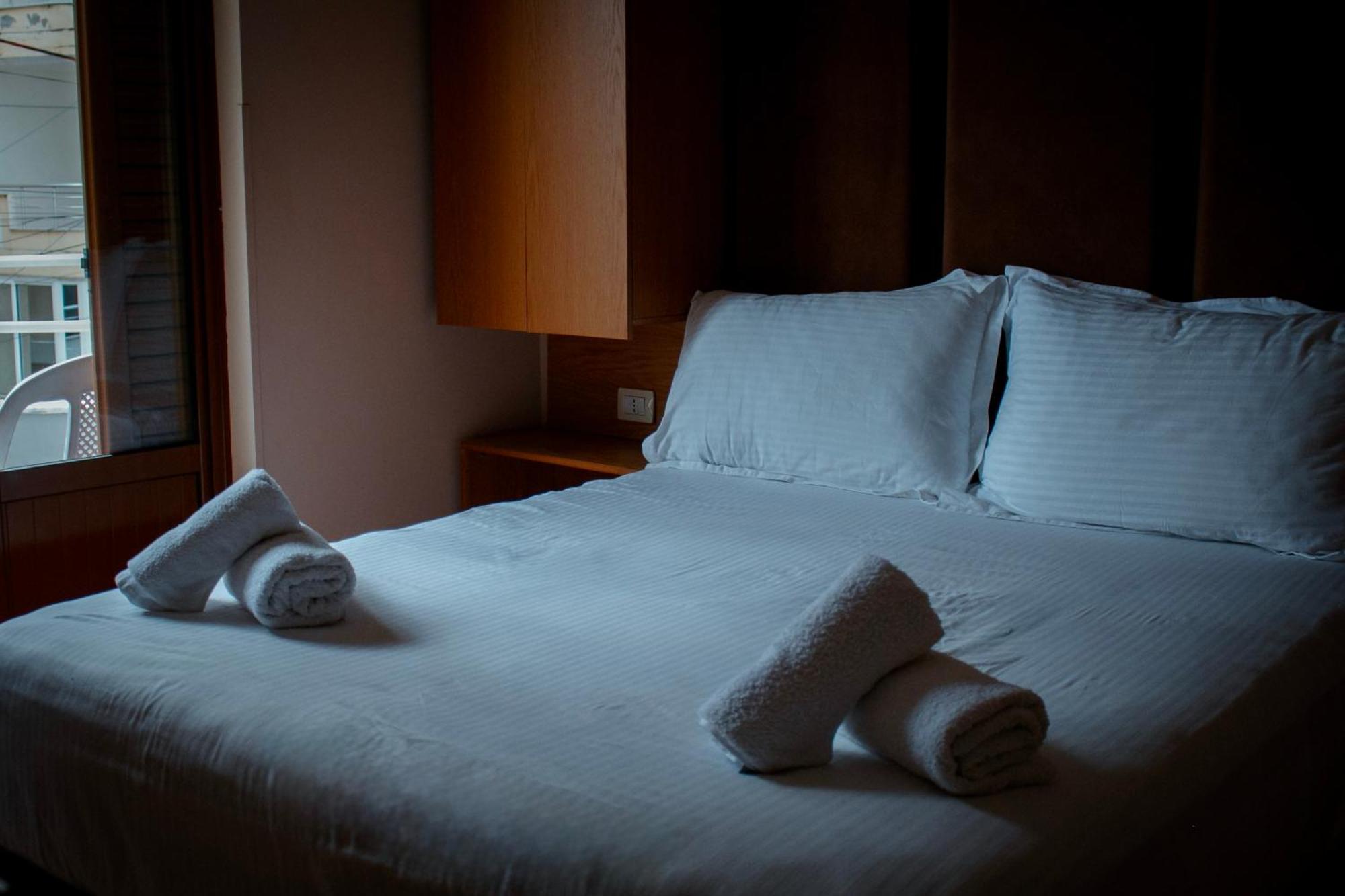Hotel Fron Sarandë 외부 사진